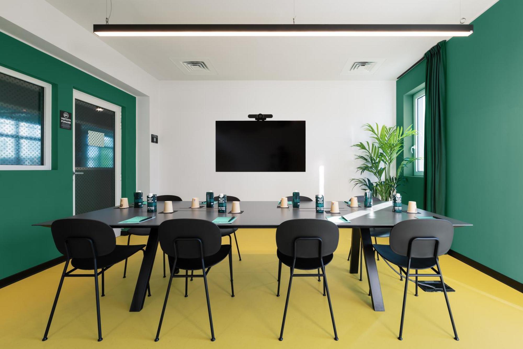 Cx Milan Nom Hostel Luaran gambar